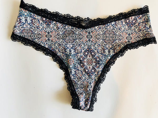 CUTE THONG