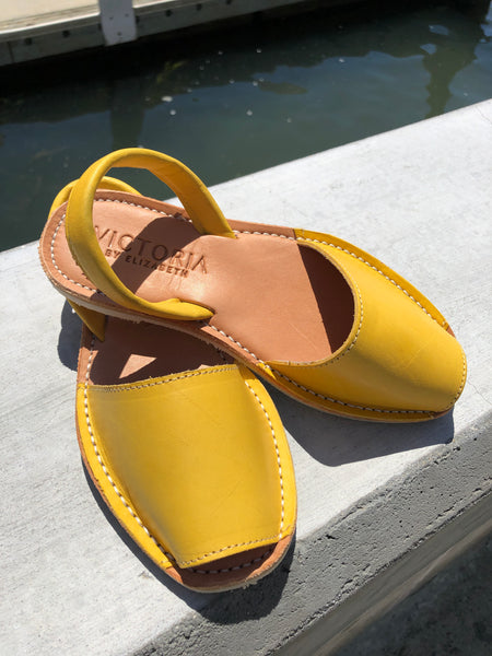 DULCE VITA YELLOW SANDALS