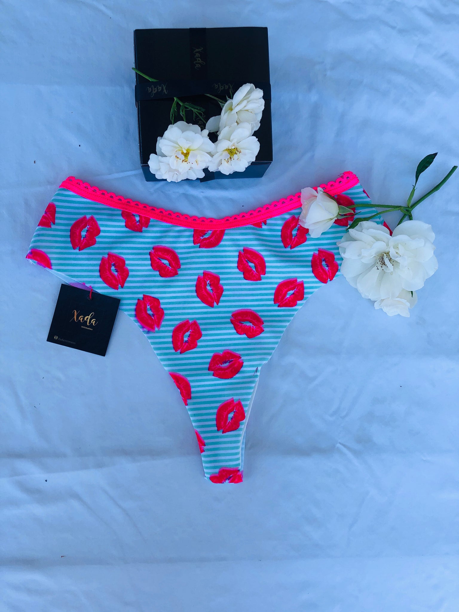 NEON PINK KISS THONG