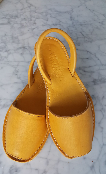 DULCE VITA  YELLOW MUSTARD SANDALS