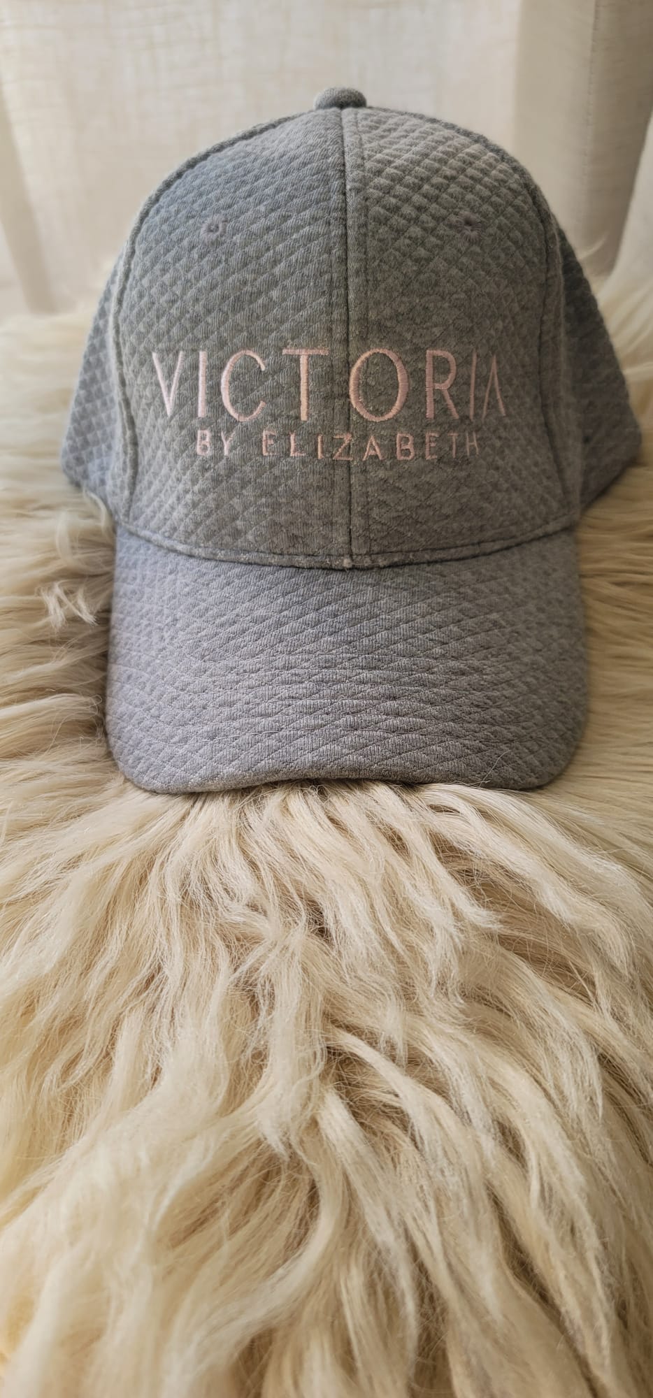 Victoria By Elizabeth