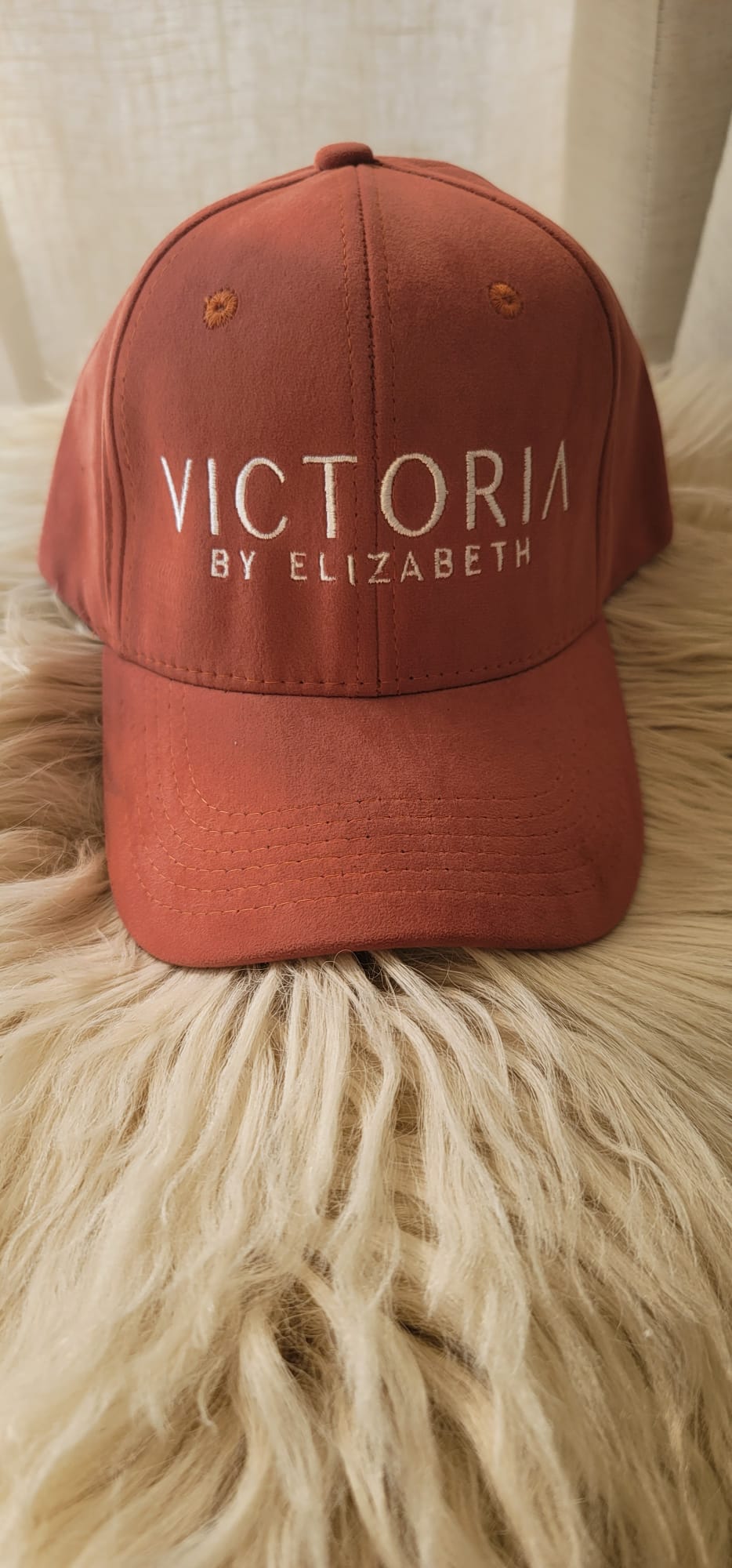 Victoria by Elizabeth hat
