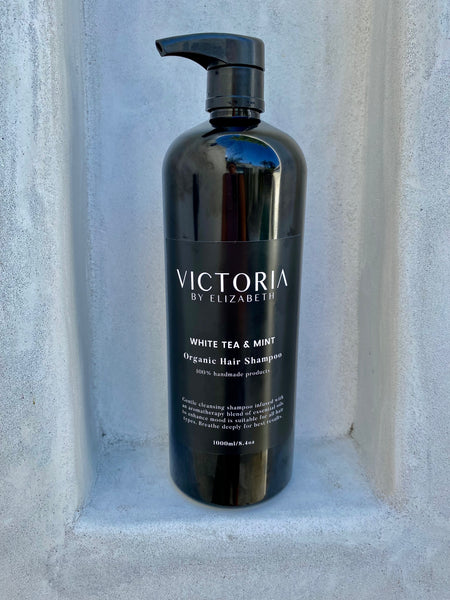 Organic white tea and mint shampoo
